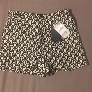 NWT Zara shorts, M